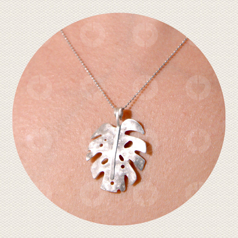 Pendant Bullet Leaves